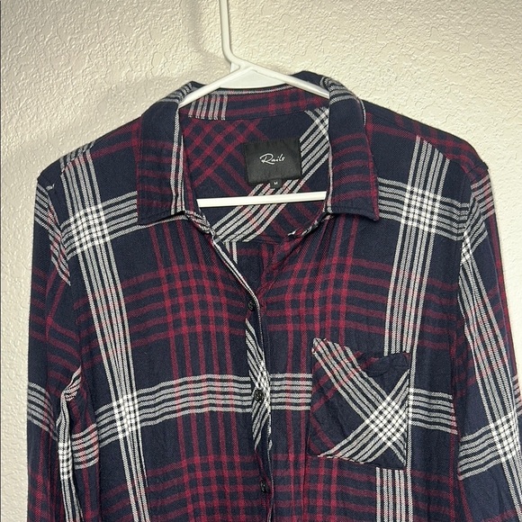 Rails Plaid Button-Up Shirt Medium - Picture 3 of 5